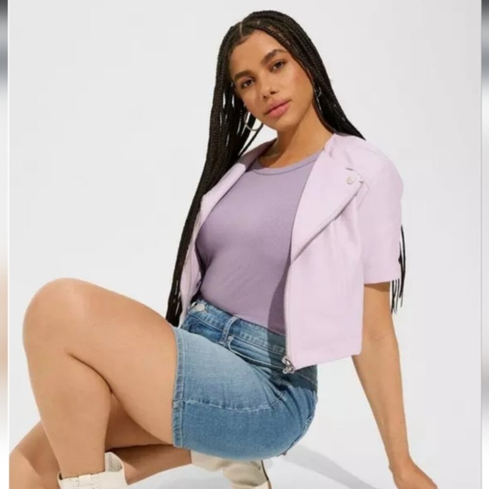 NWT Torrid Faux Leather Short Sleeve Cropped Moto Jacket in Orchid Bloom